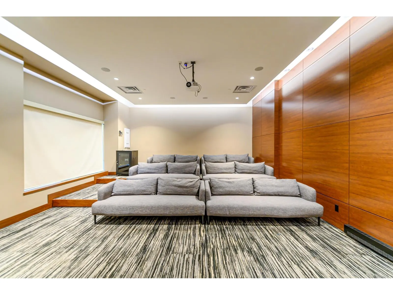 2503 13750 100 AVENUE