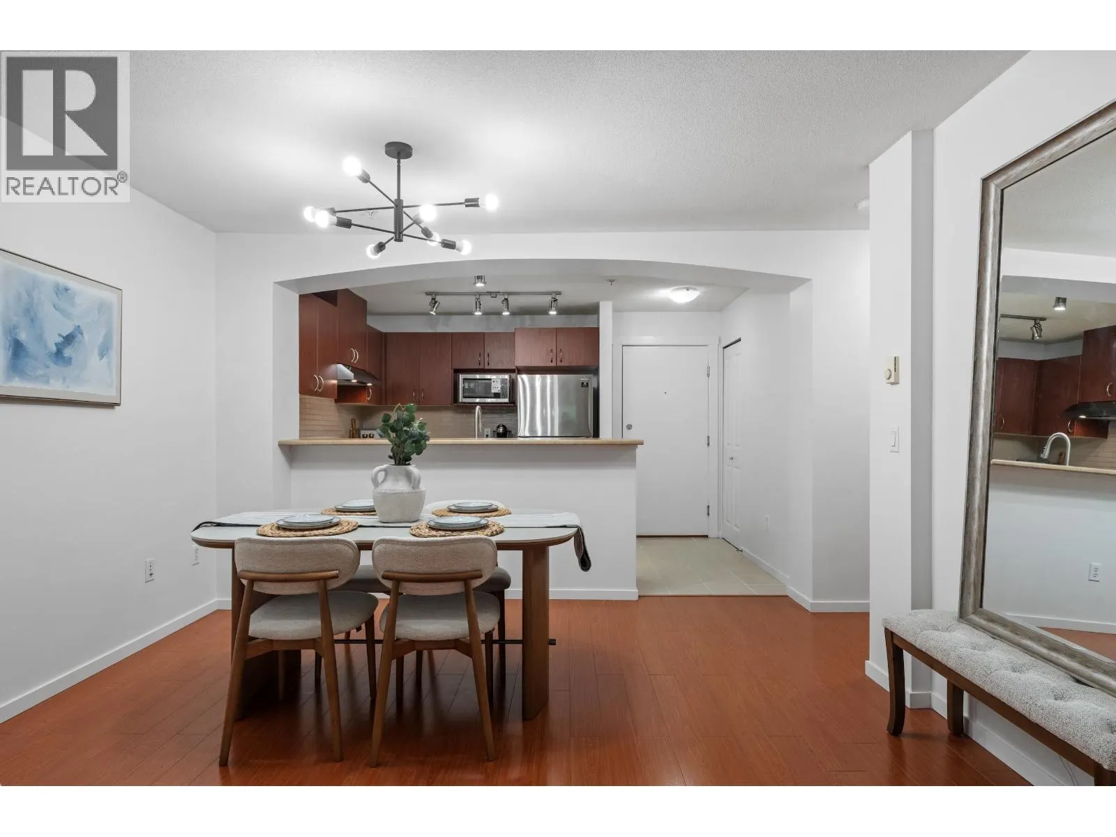 303 9098 HALSTON COURT