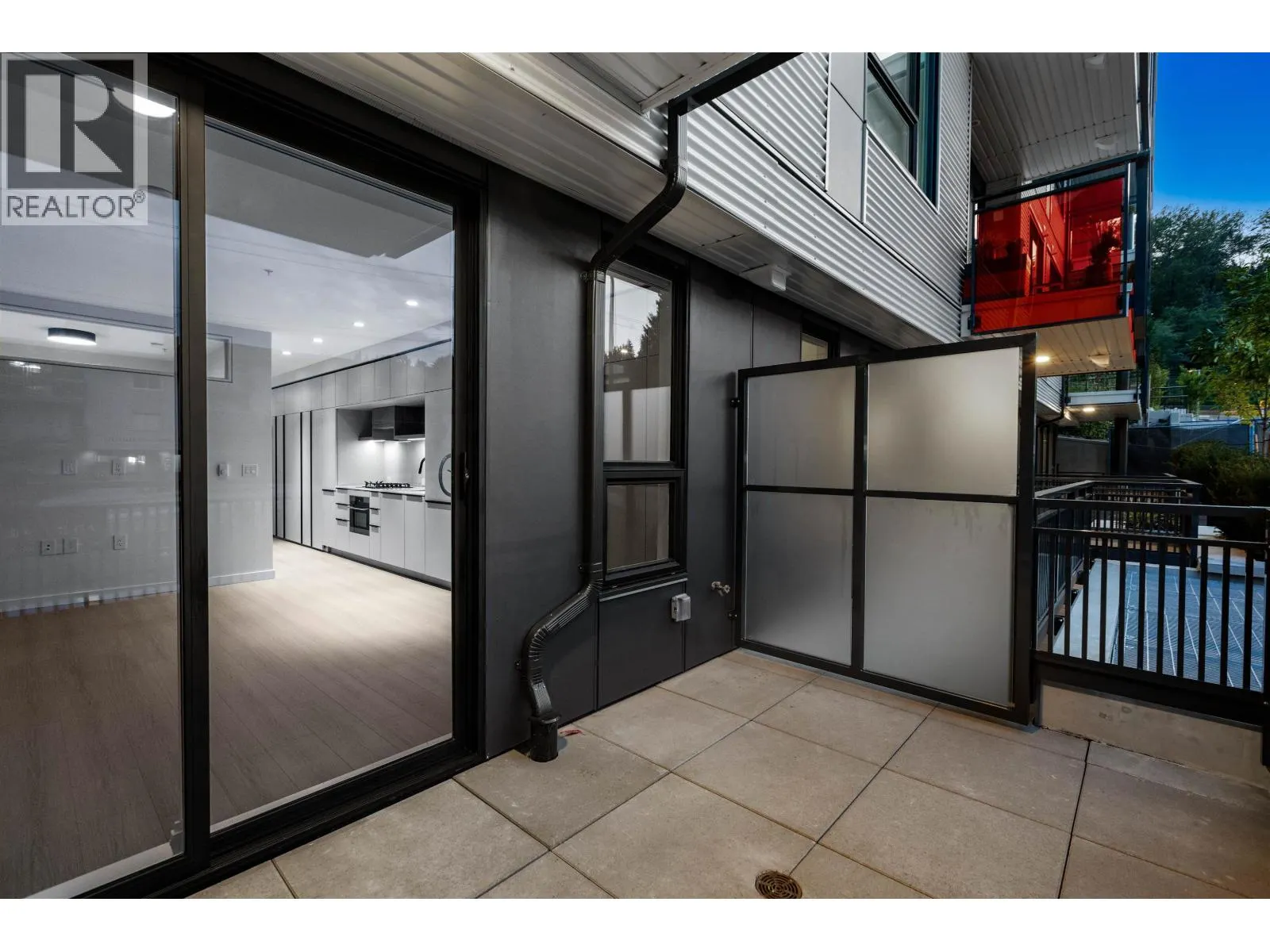 105 2015 ST. JOHNS STREET
