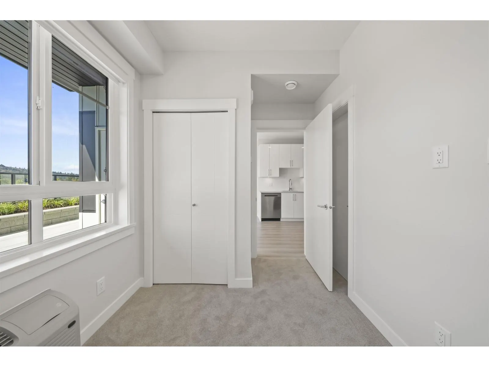 201 8423 CEDAR STREET
