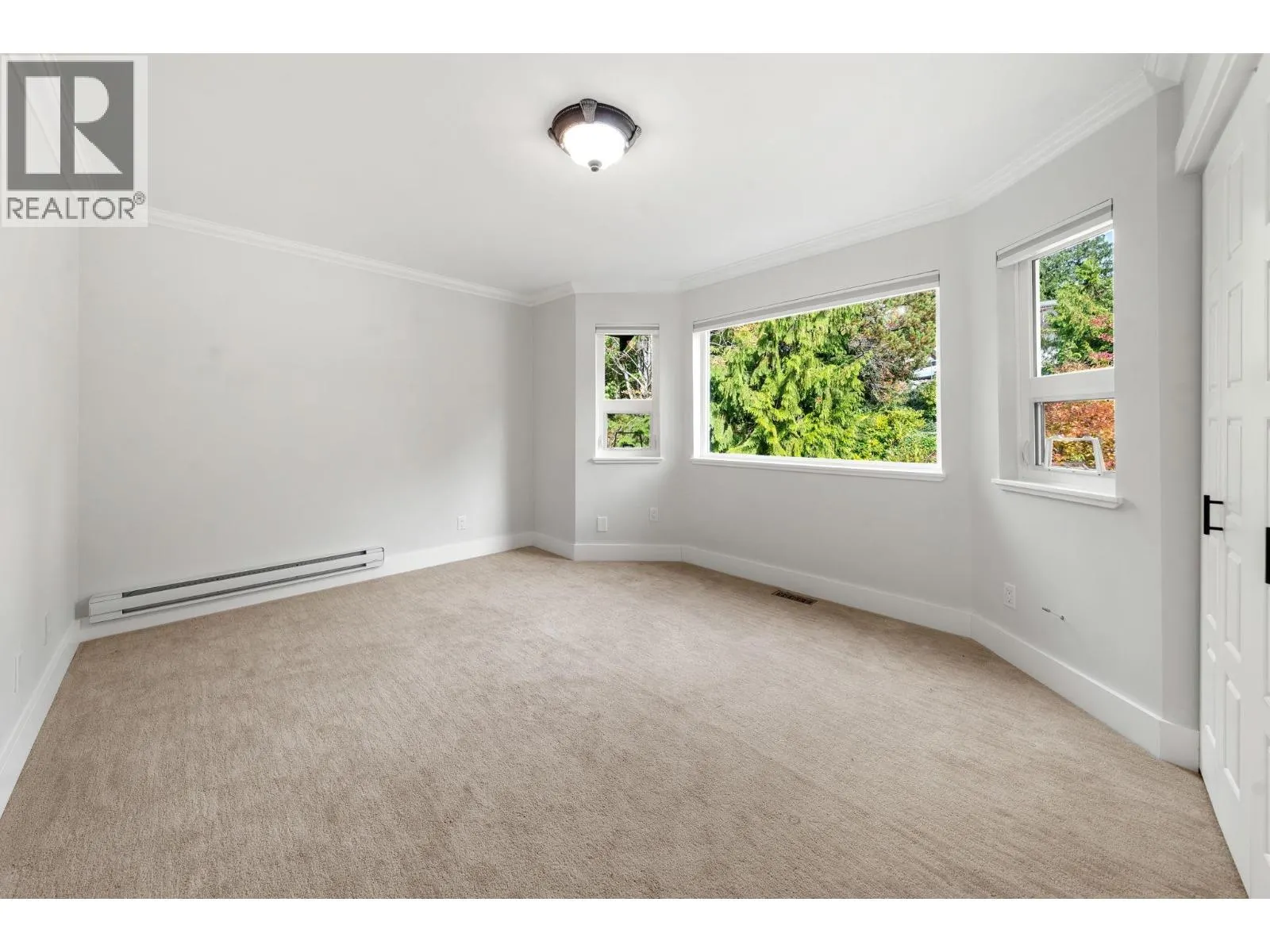 40222 SKYLINE DRIVE