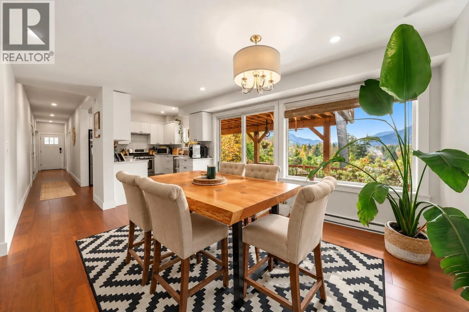 40222 SKYLINE DRIVE