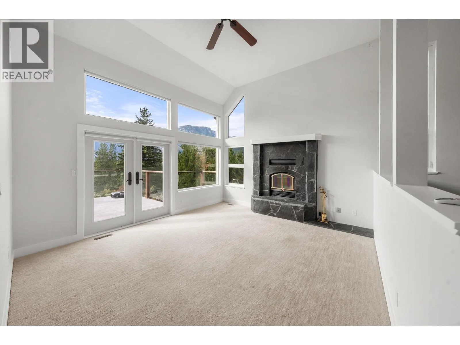 40222 SKYLINE DRIVE