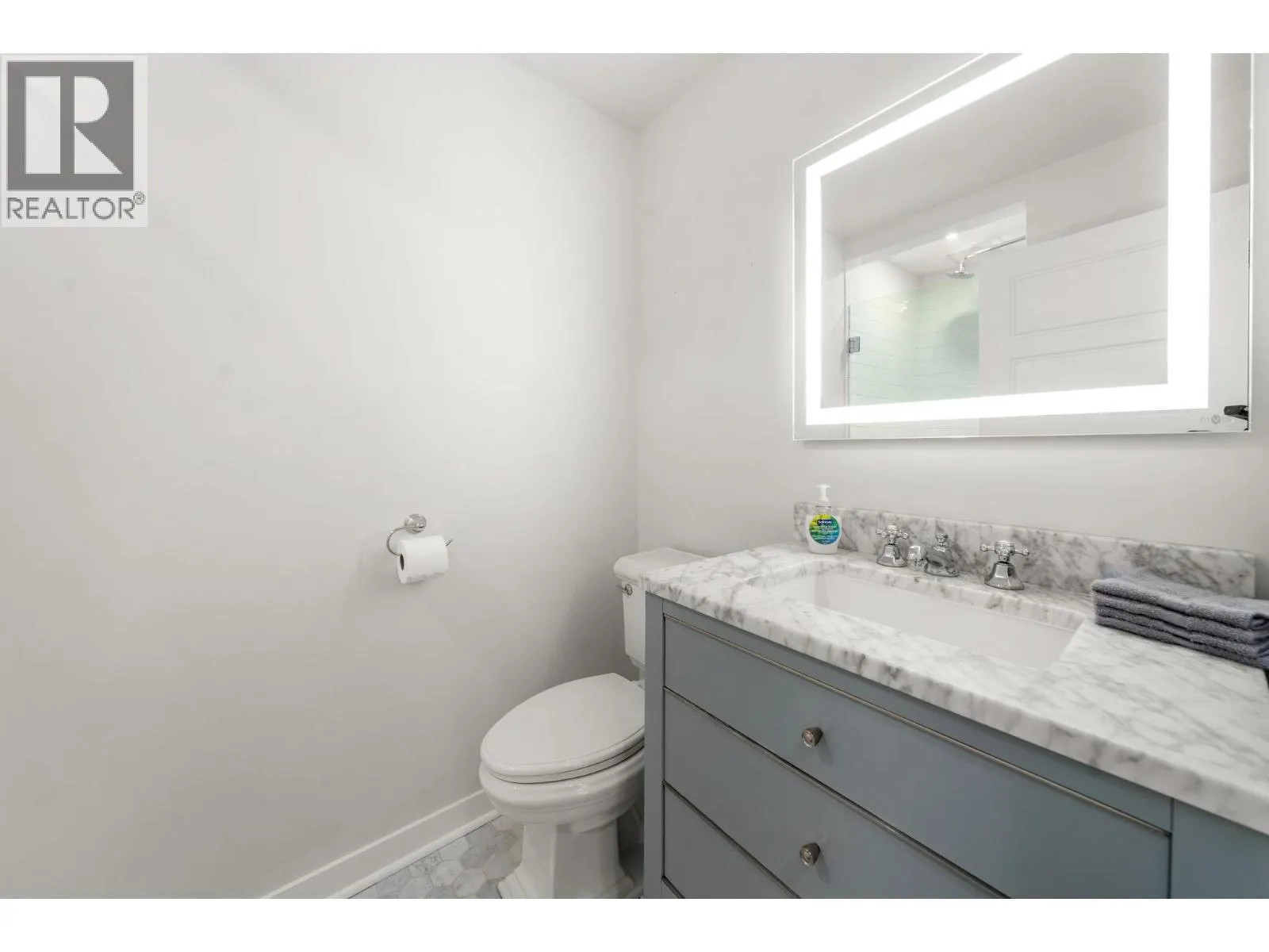 40222 SKYLINE DRIVE