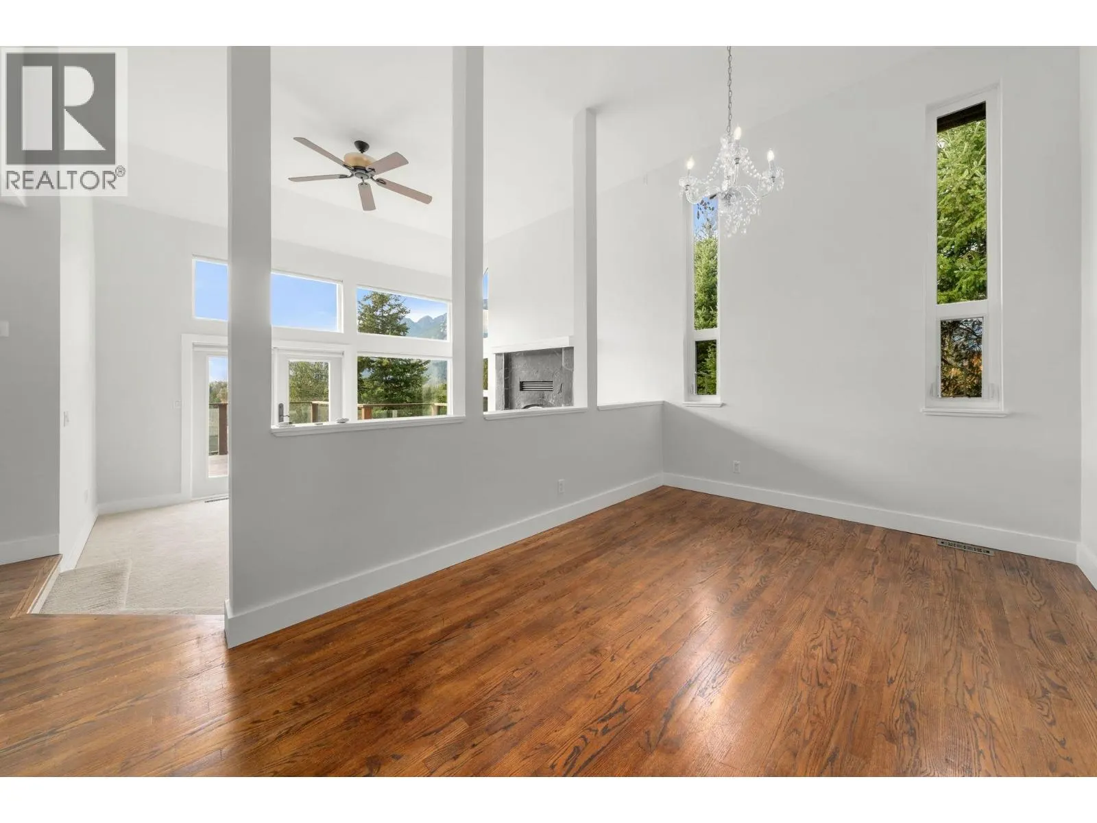 40222 SKYLINE DRIVE