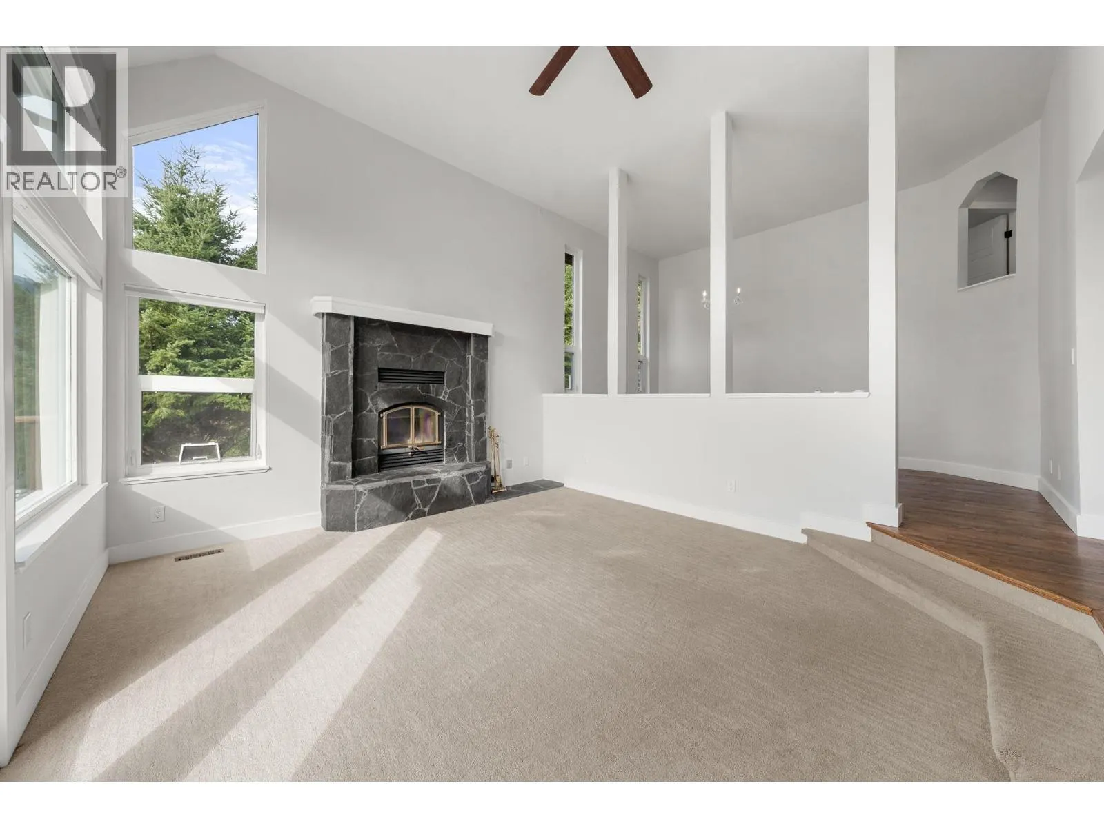 40222 SKYLINE DRIVE