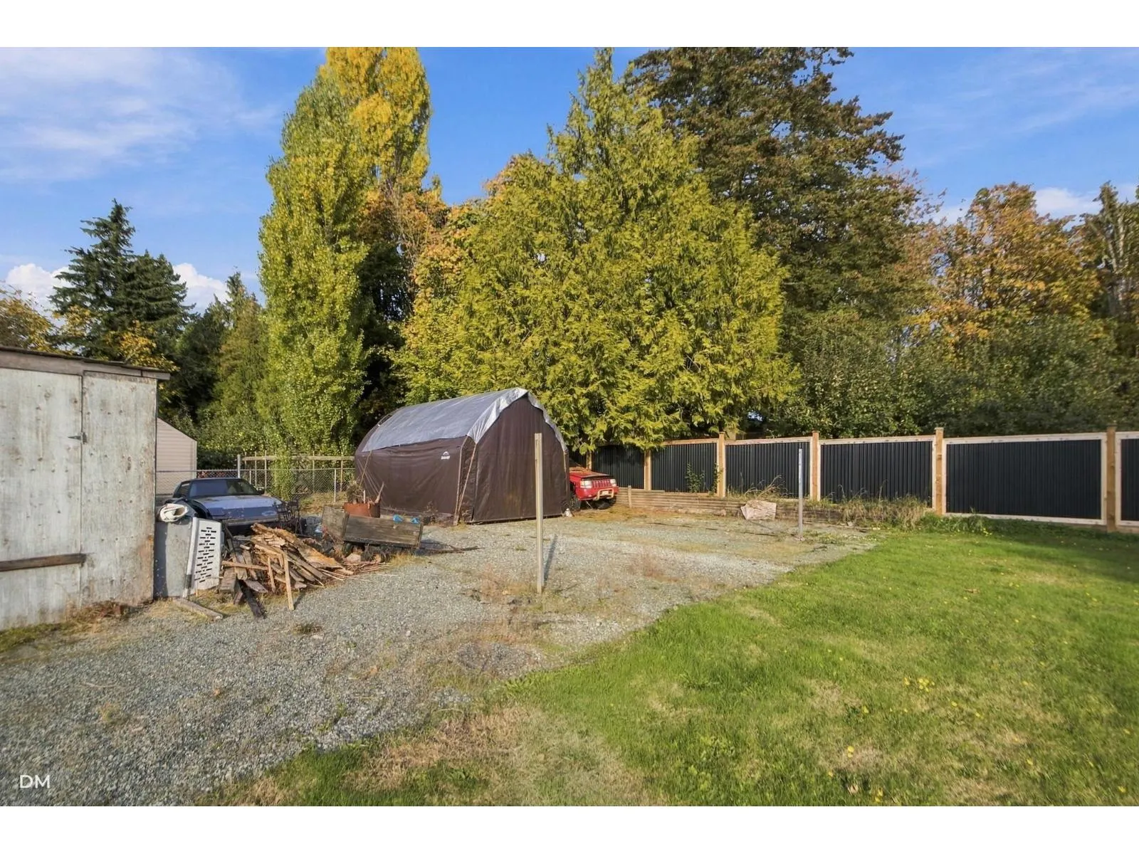 2548 SUNVALLEY CRESCENT