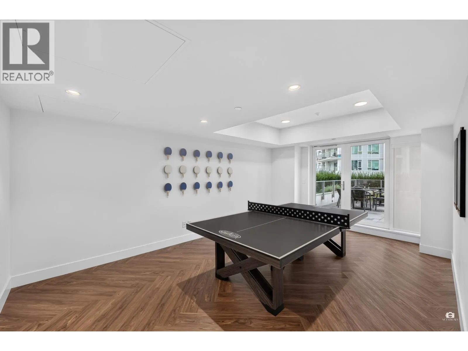 2207 518 CLARKE ROAD