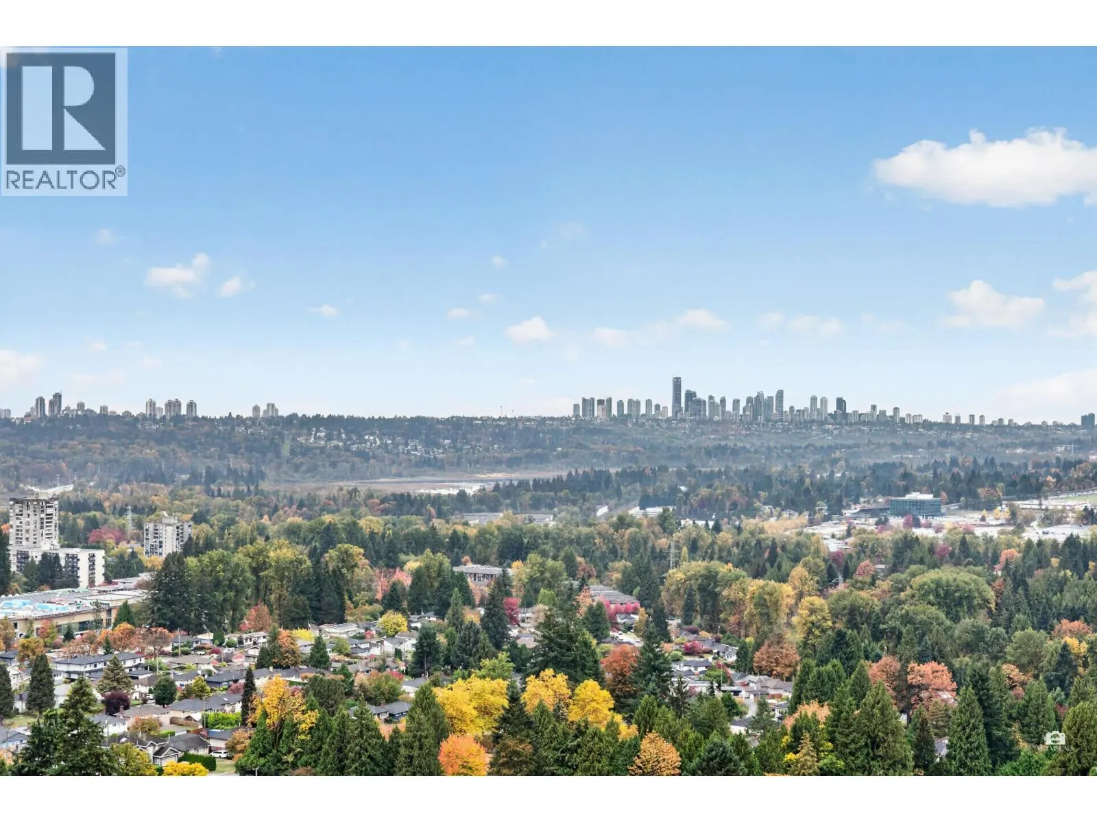 2207 518 CLARKE ROAD