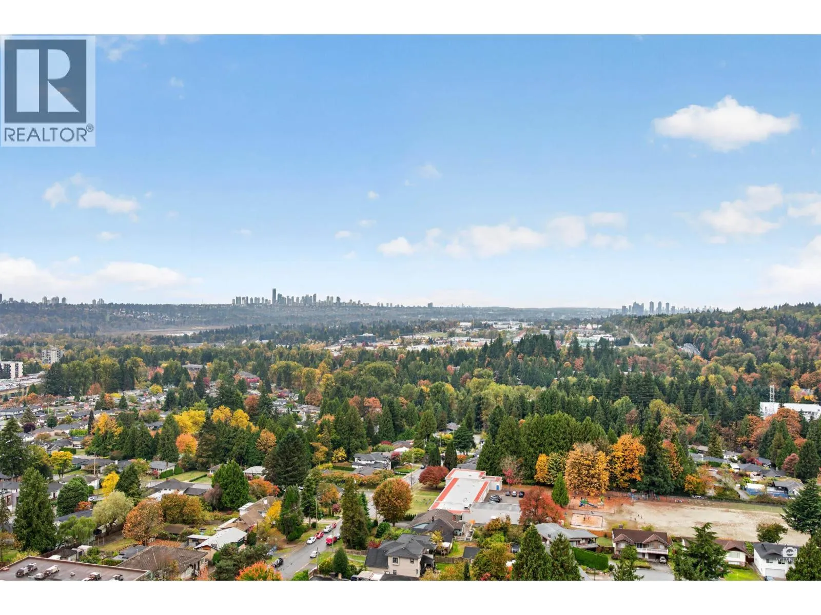 2207 518 CLARKE ROAD