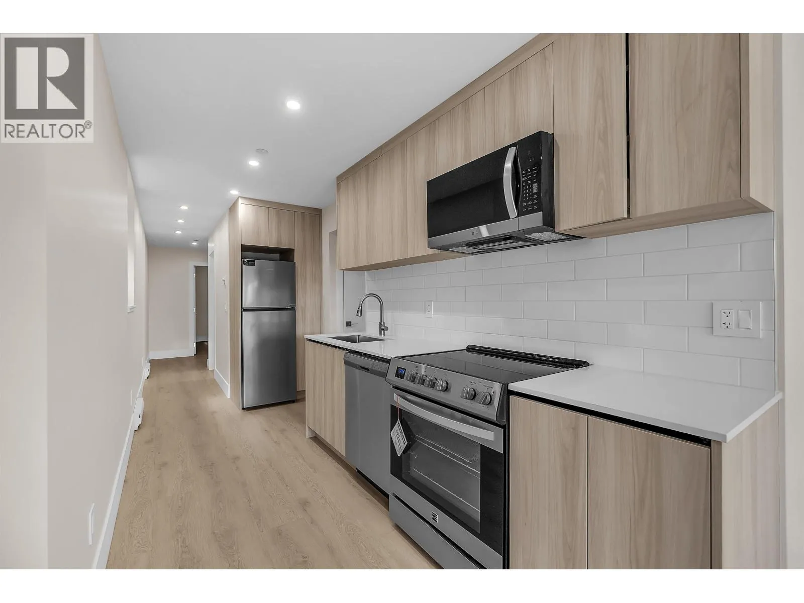 504 E 5TH STREET