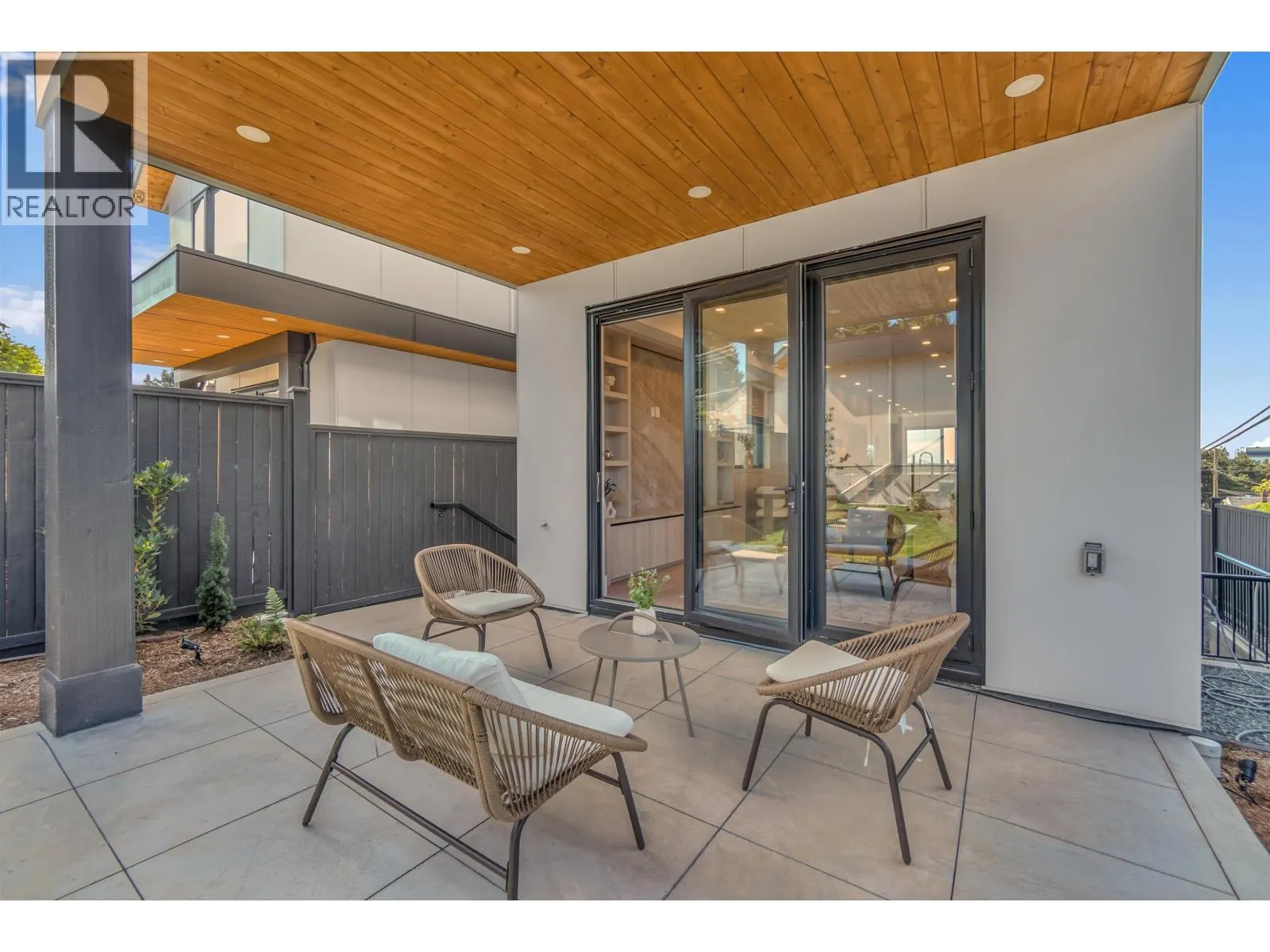 504 E 5TH STREET