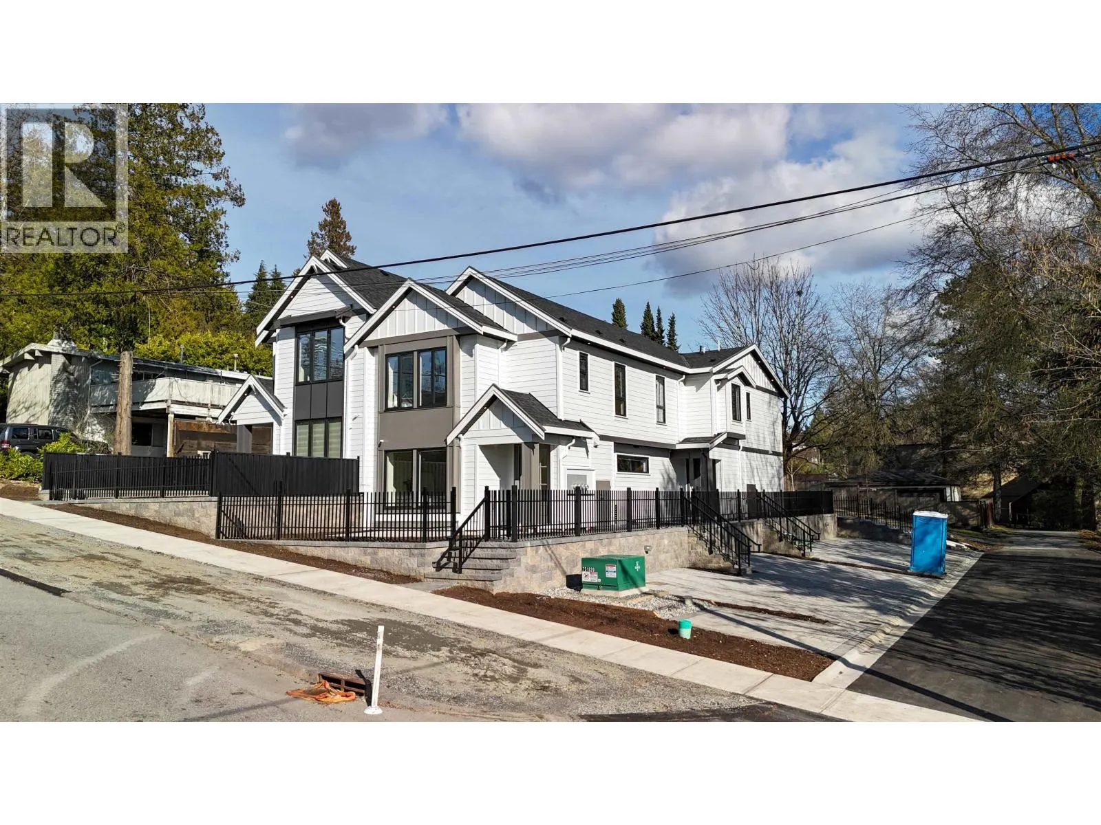103 359 LAVAL STREET