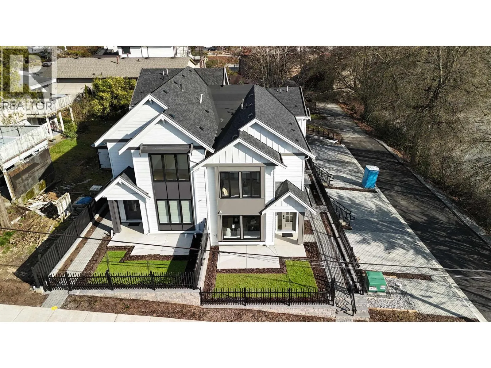 103 359 LAVAL STREET