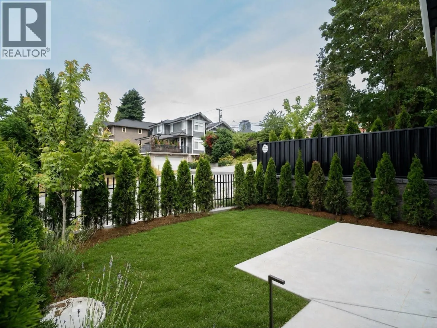 103 359 LAVAL STREET