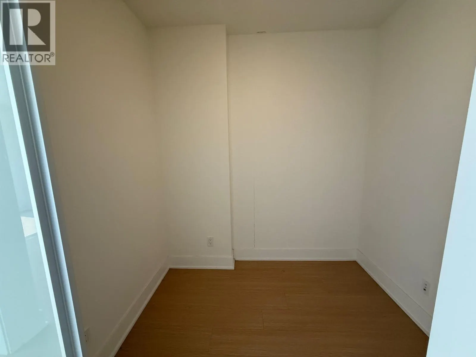 3310 1188 PINETREE WAY