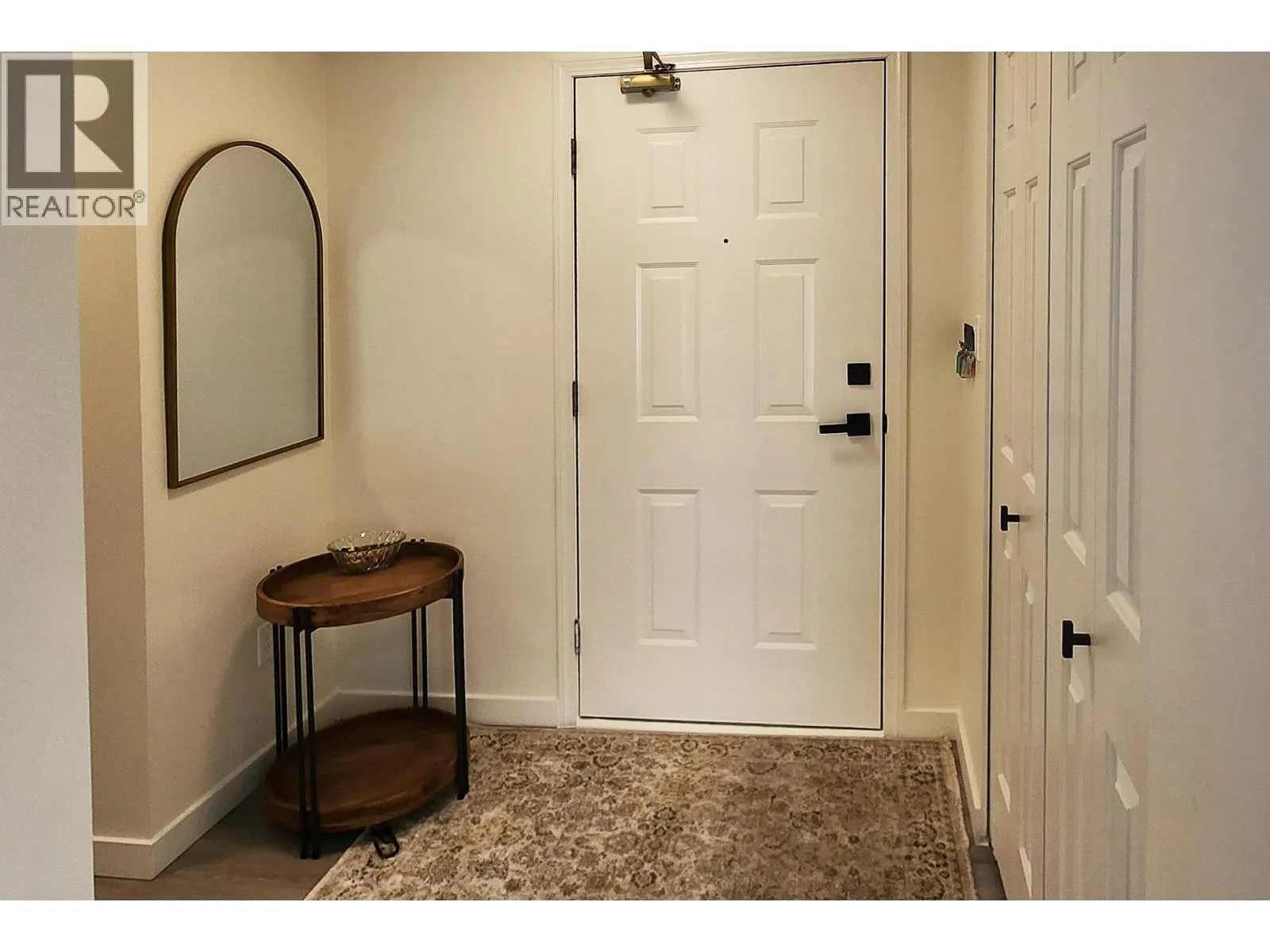 402 8772 SW MARINE DRIVE