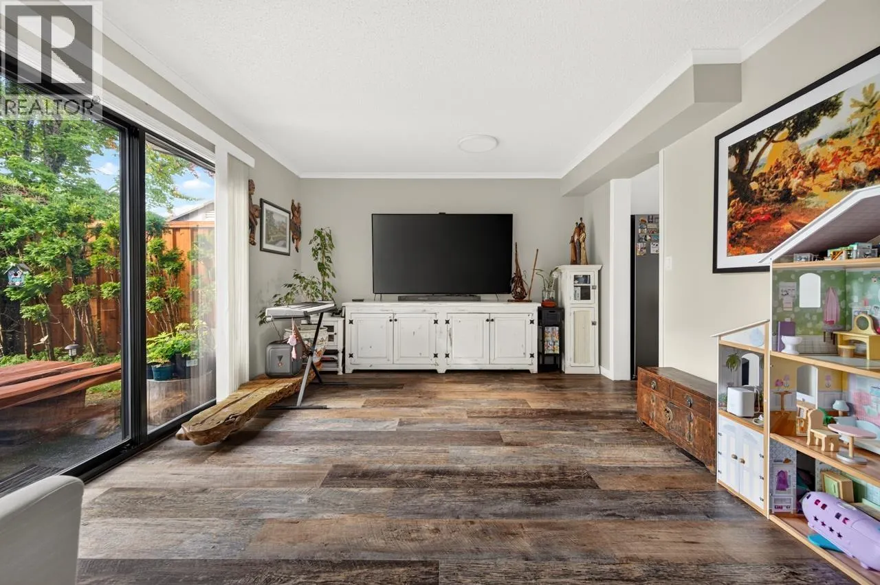 16 9080 PARKSVILLE DRIVE