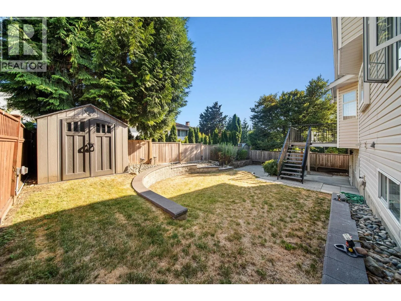 2480 GALE AVENUE
