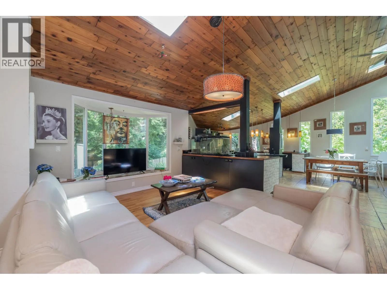 23942 FERN CRESCENT