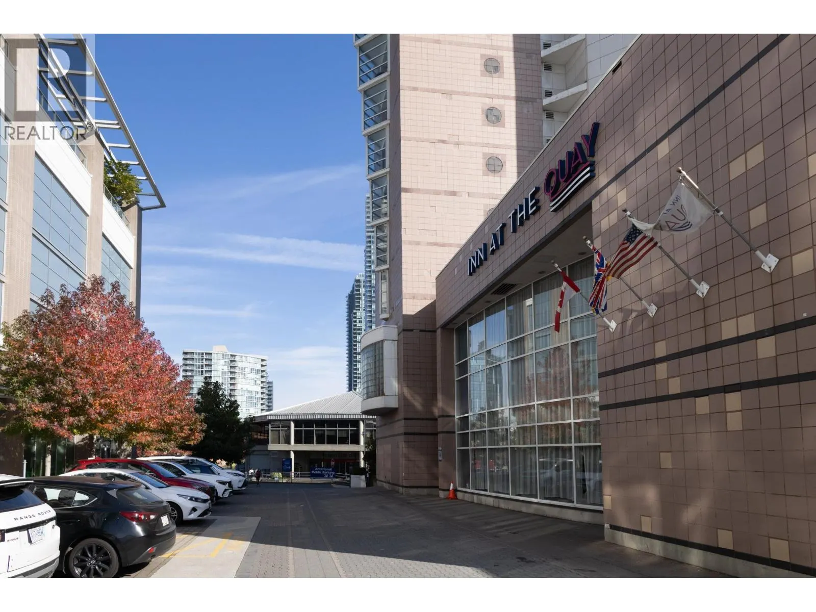 1607 908 QUAYSIDE DRIVE