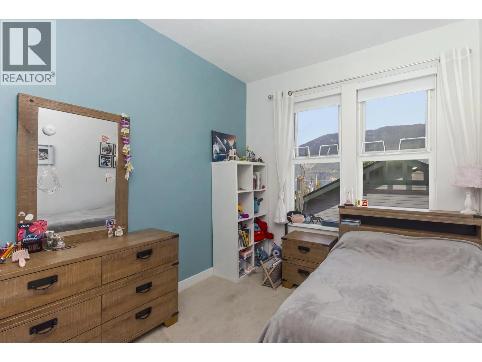 18 351 COPPER DRIVE