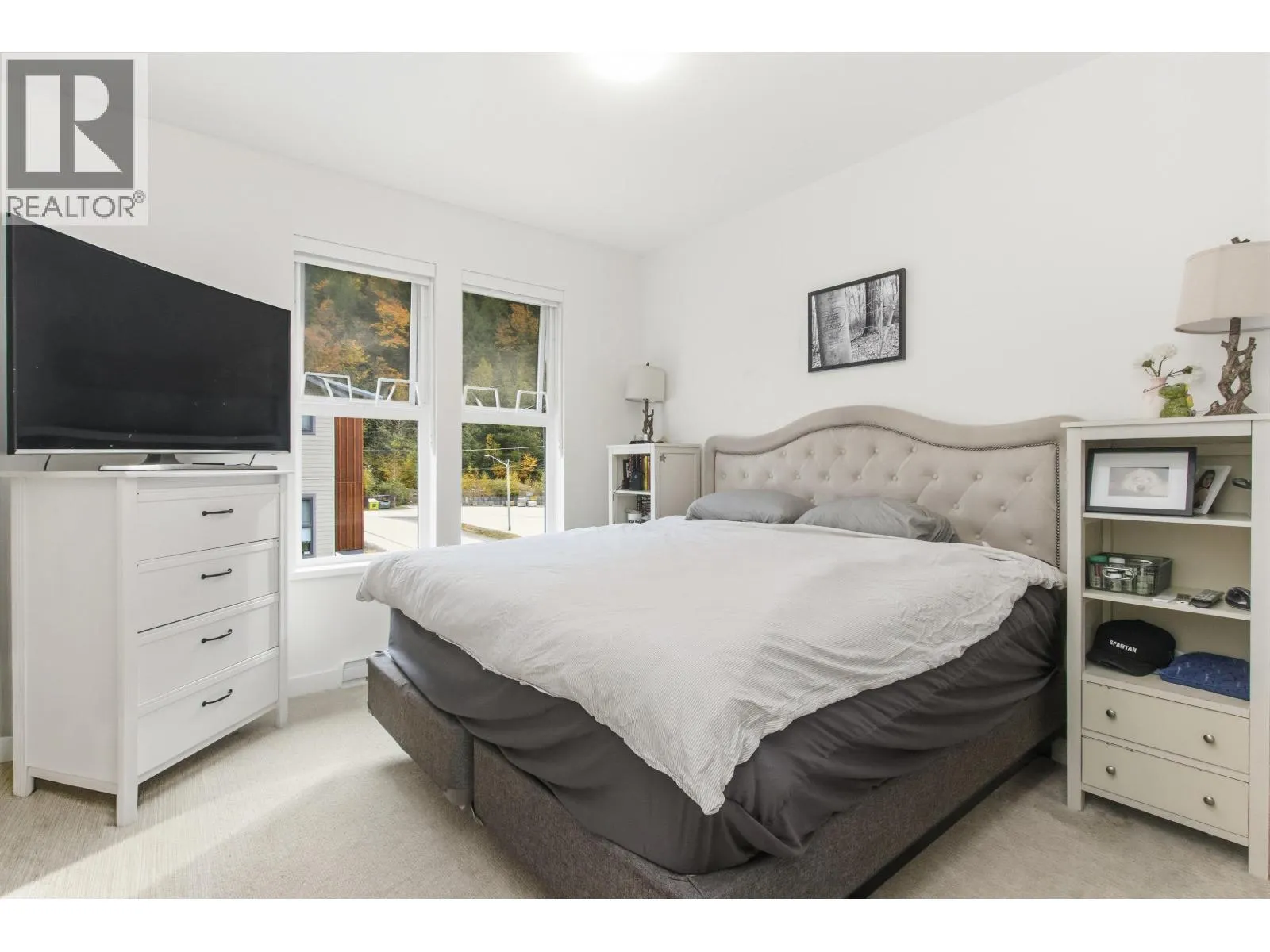 18 351 COPPER DRIVE