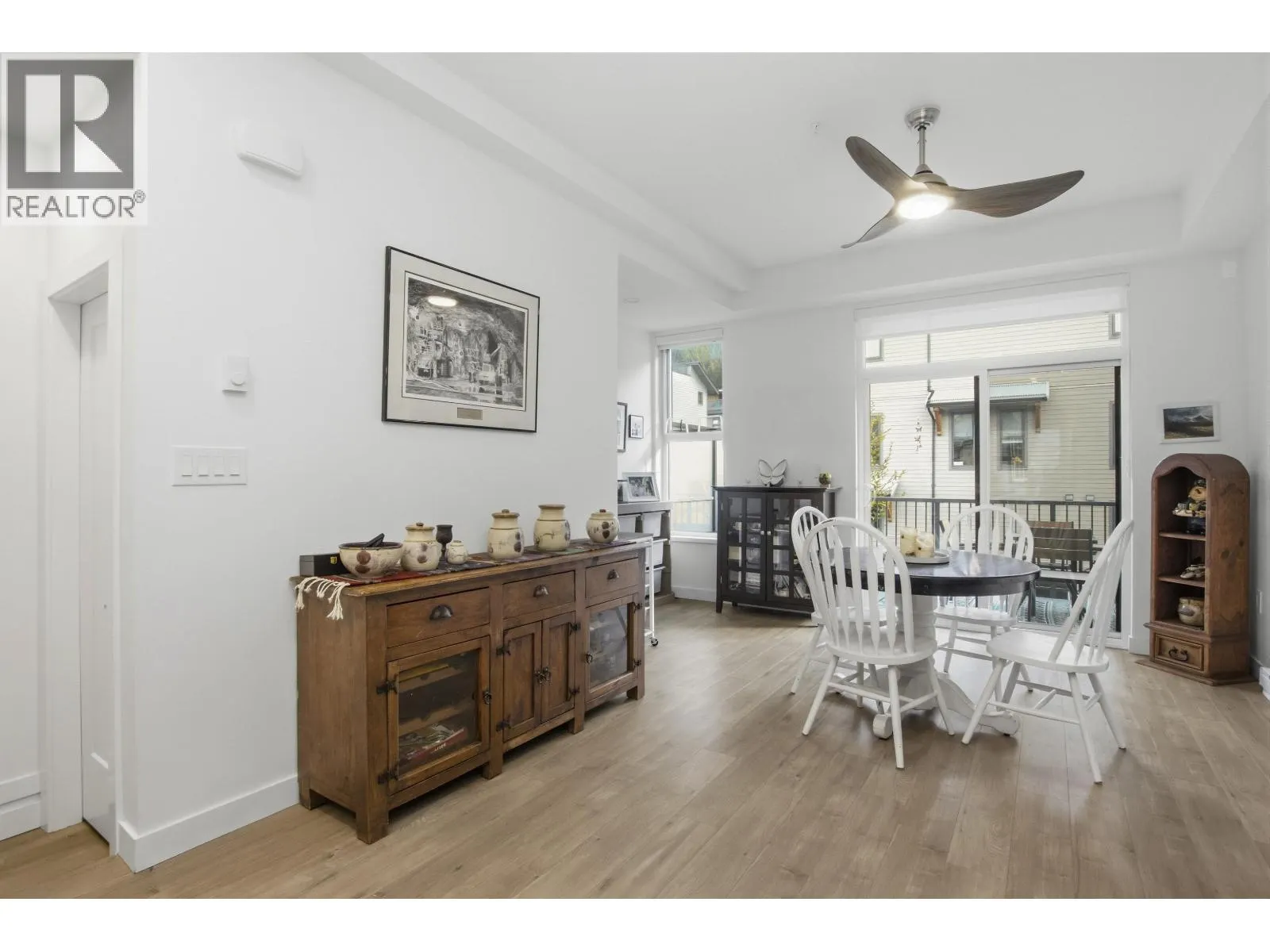 18 351 COPPER DRIVE