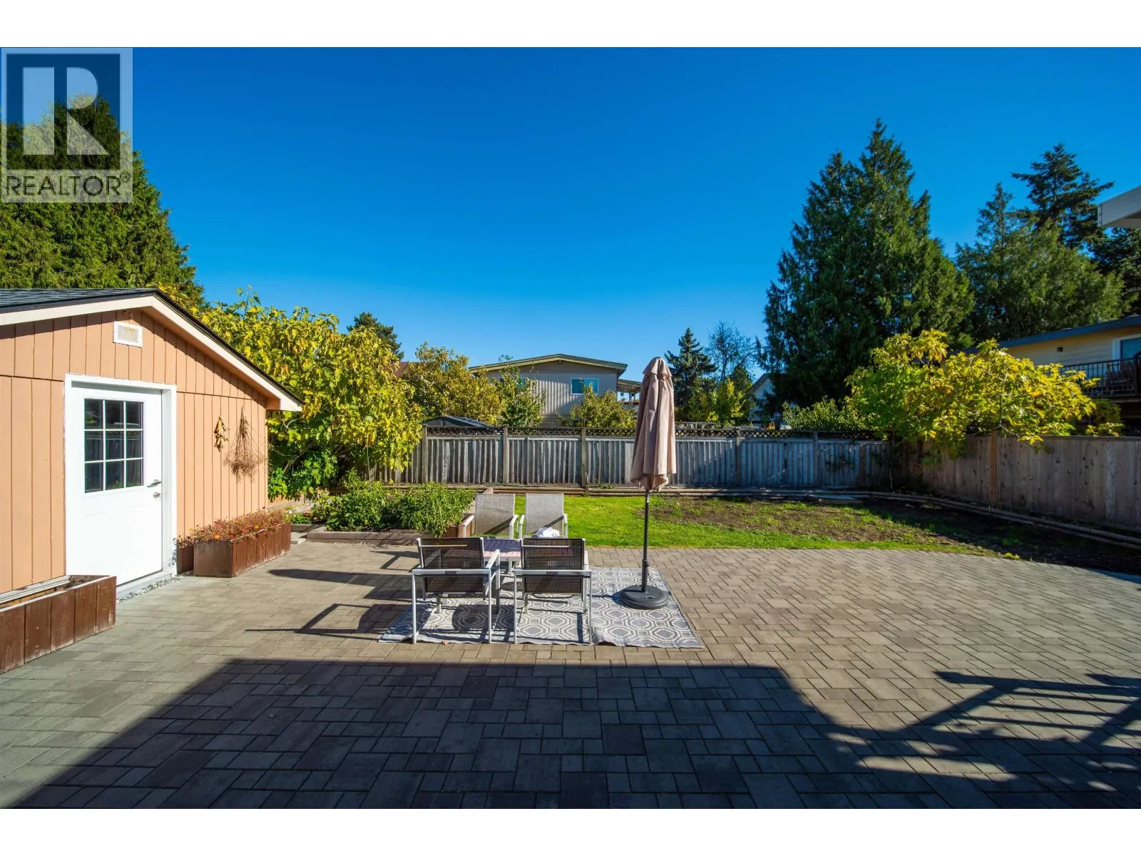 7700 DAMPIER DRIVE