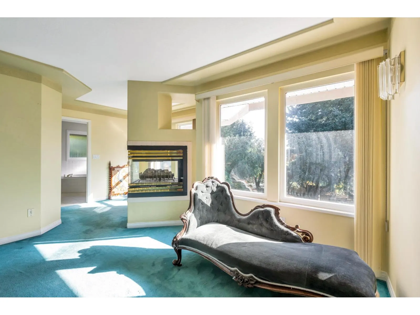 5786 169 STREET