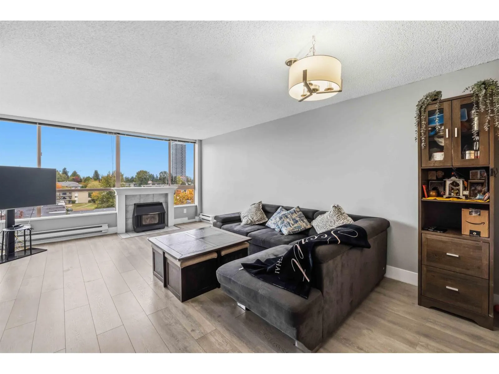 706 14881 103A AVENUE