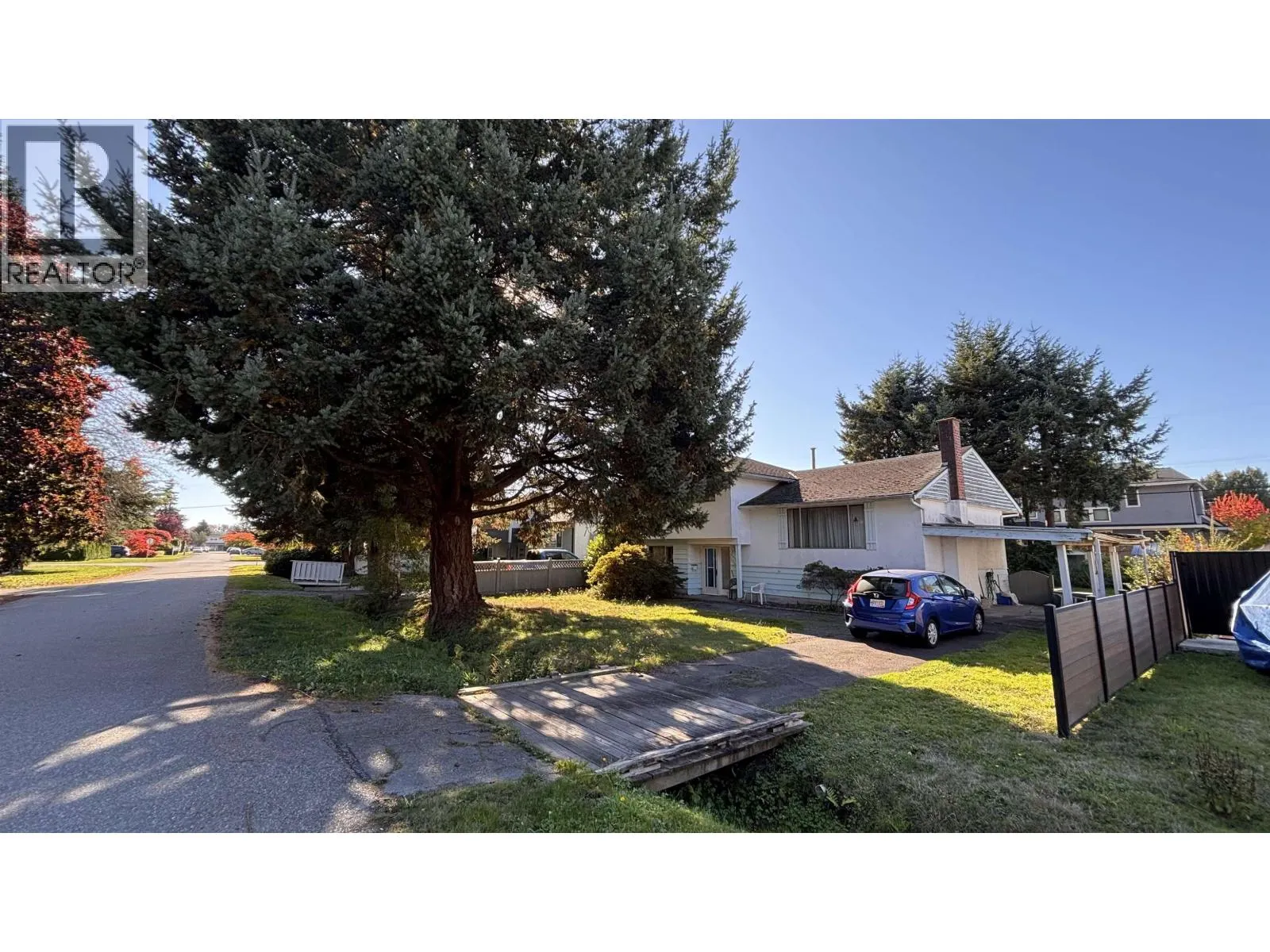 10471 SEAHAM CRESCENT
