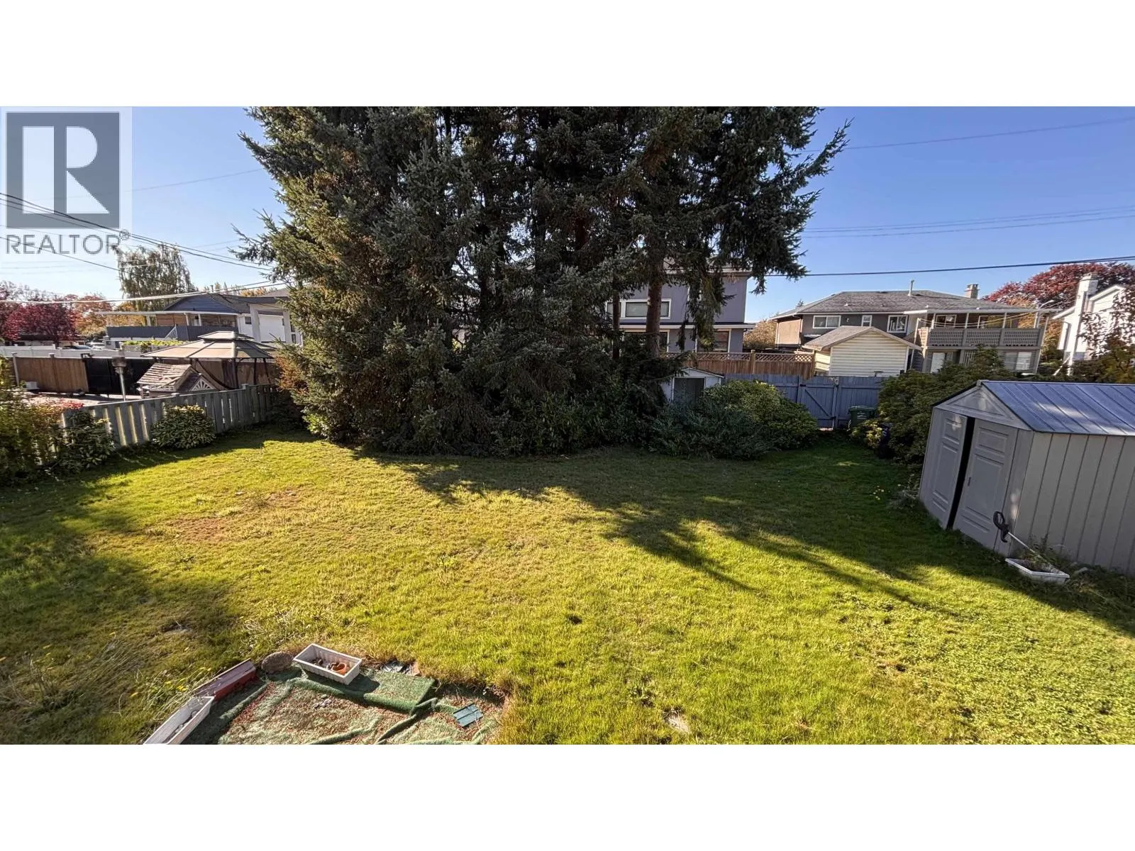 10471 SEAHAM CRESCENT