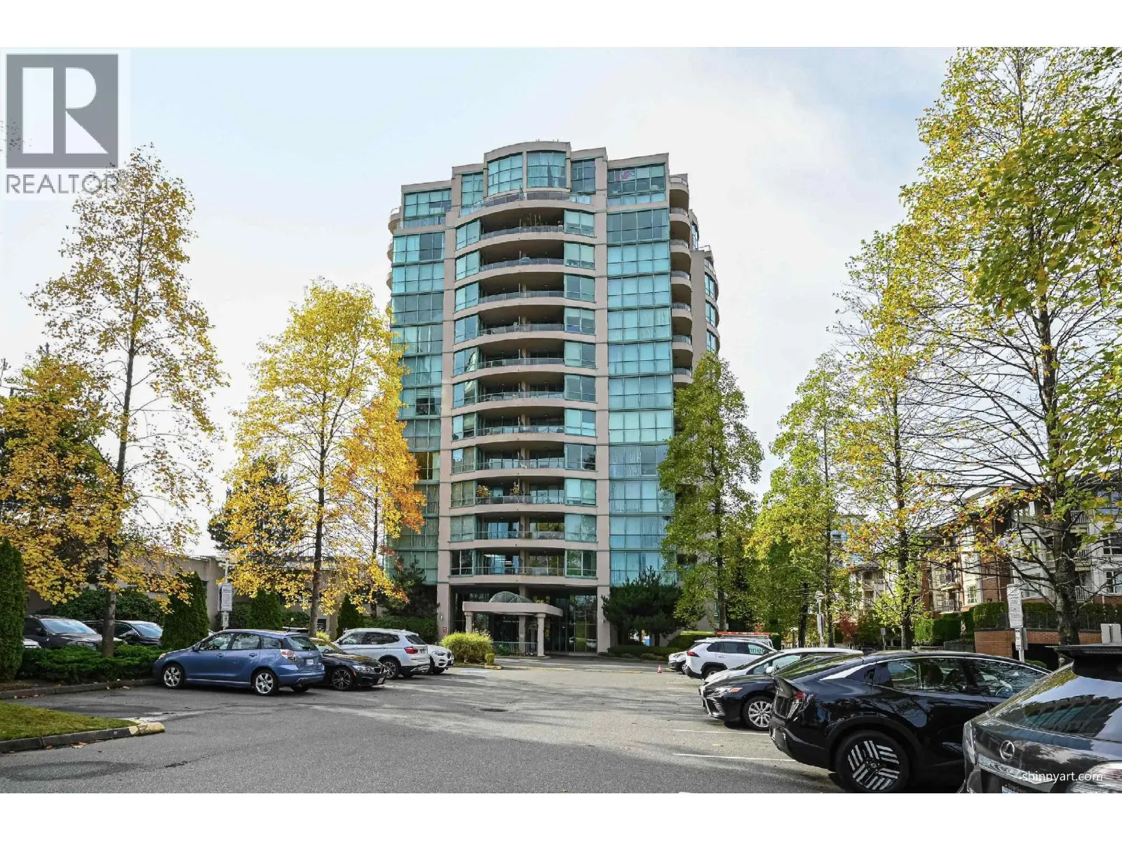 1404 8871 LANSDOWNE ROAD