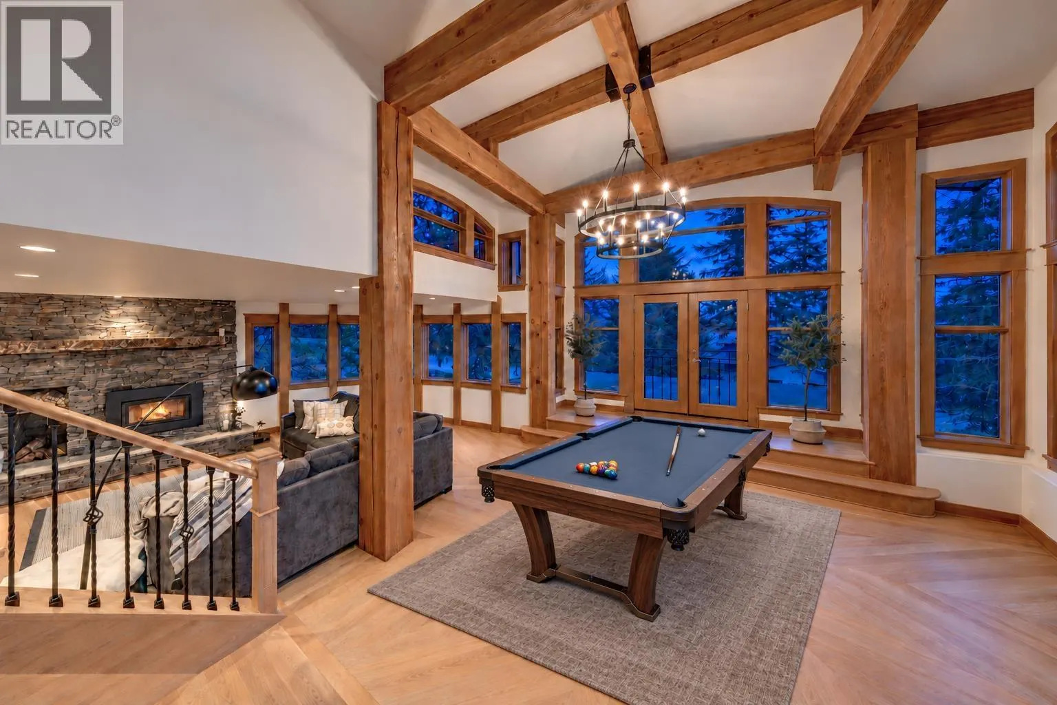 8348 MOUNTAIN VIEW DRIVE