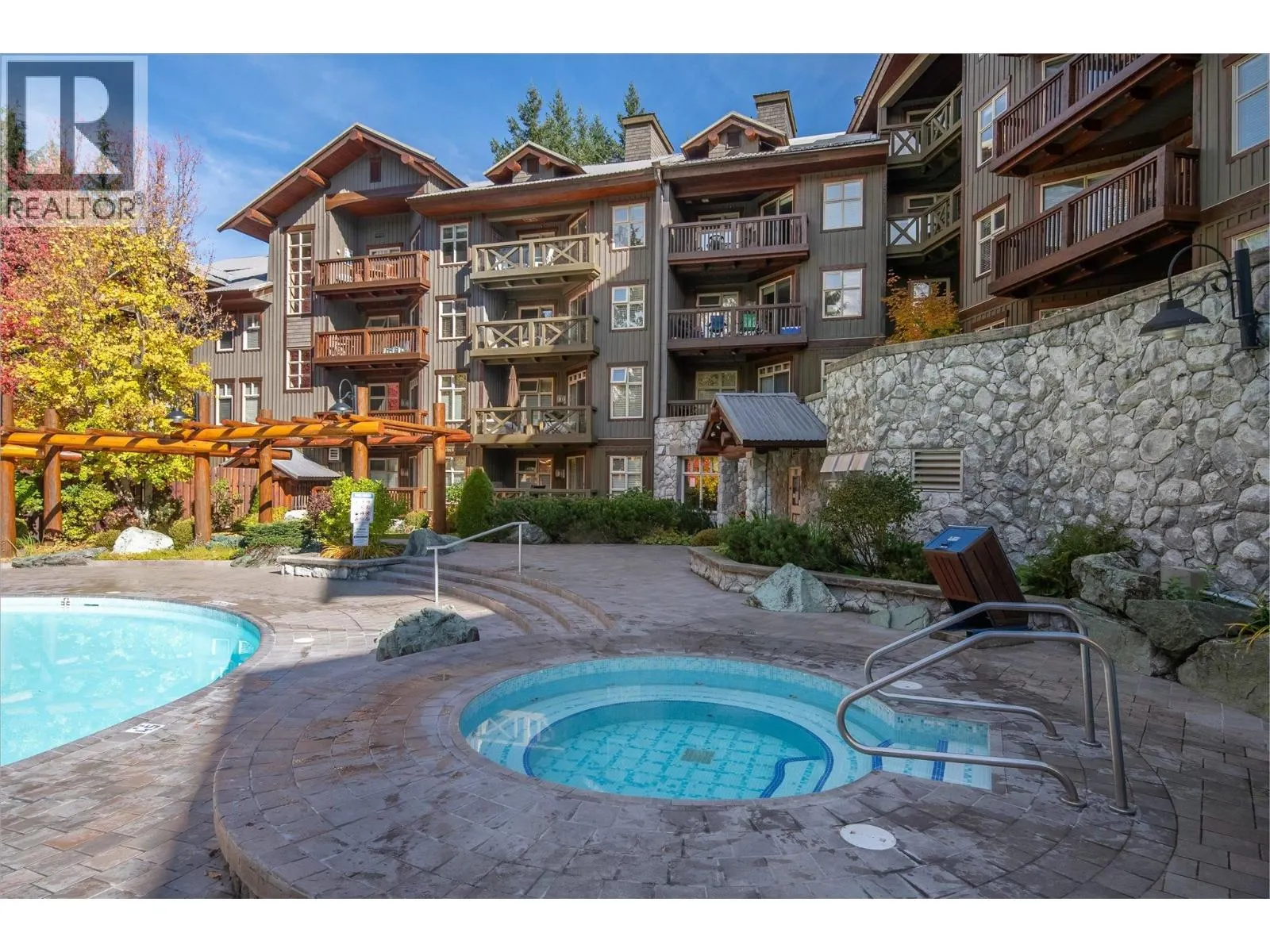 318 4660 BLACKCOMB WAY