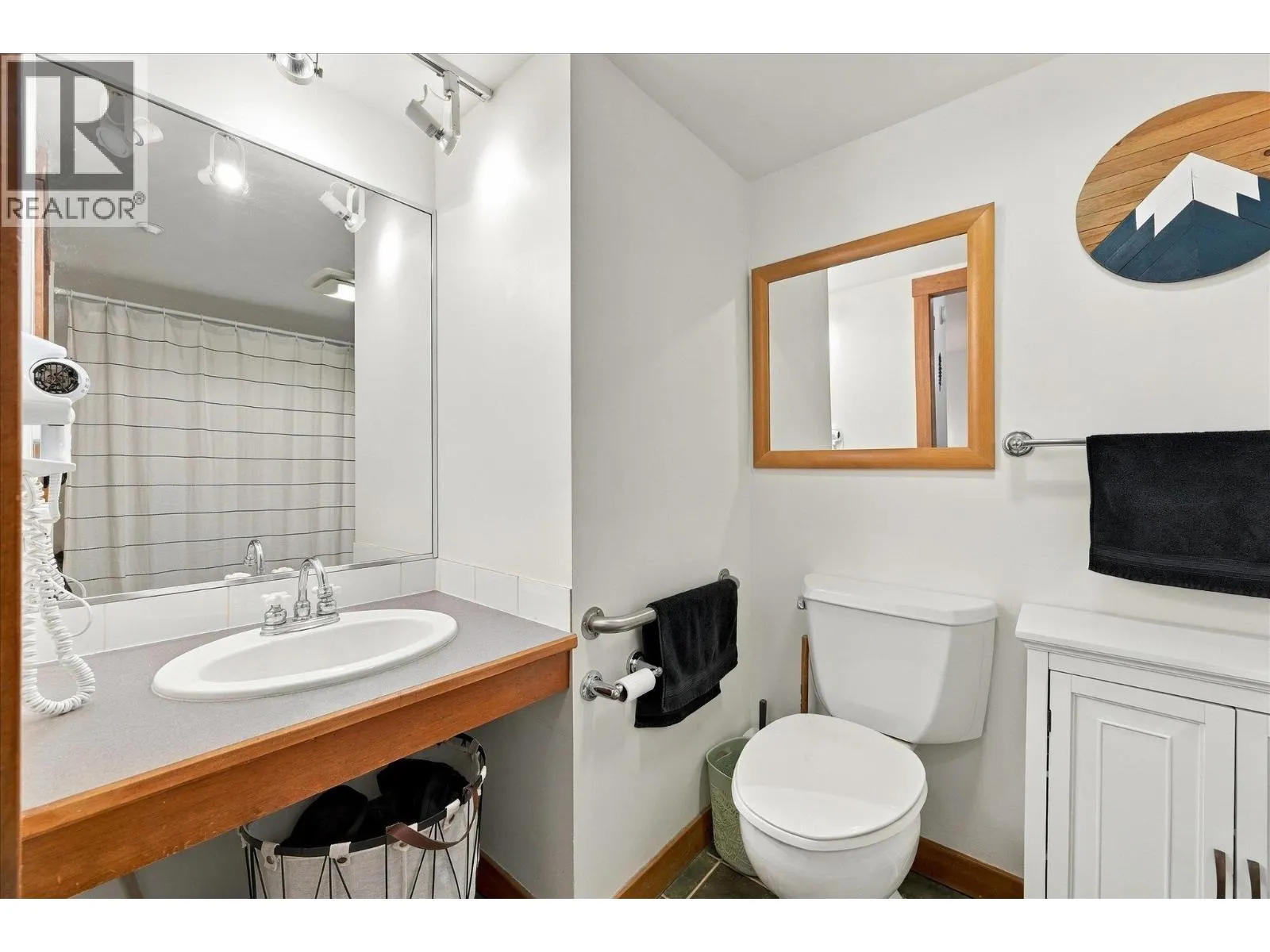 318 4660 BLACKCOMB WAY