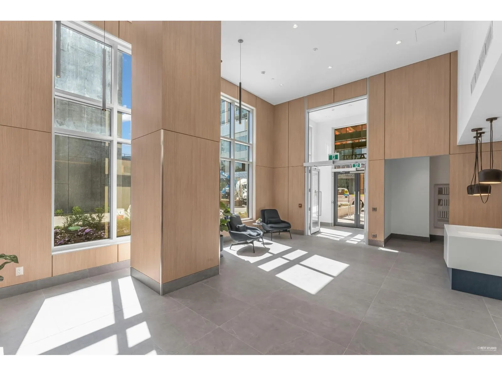 3303 13725 GEORGE JUNCTION STREET