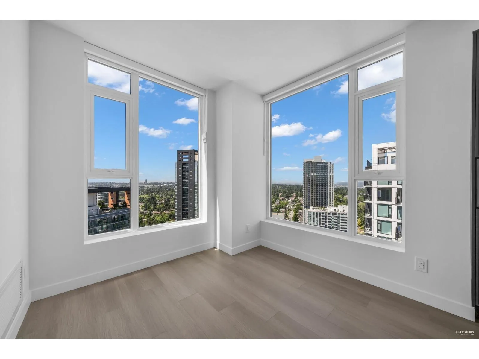 3303 13725 GEORGE JUNCTION STREET