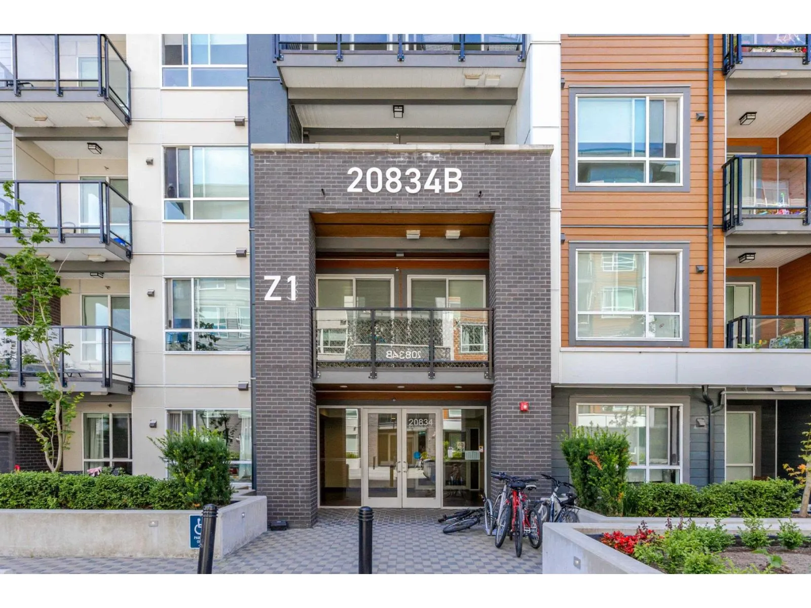 B611 20834 80 AVENUE