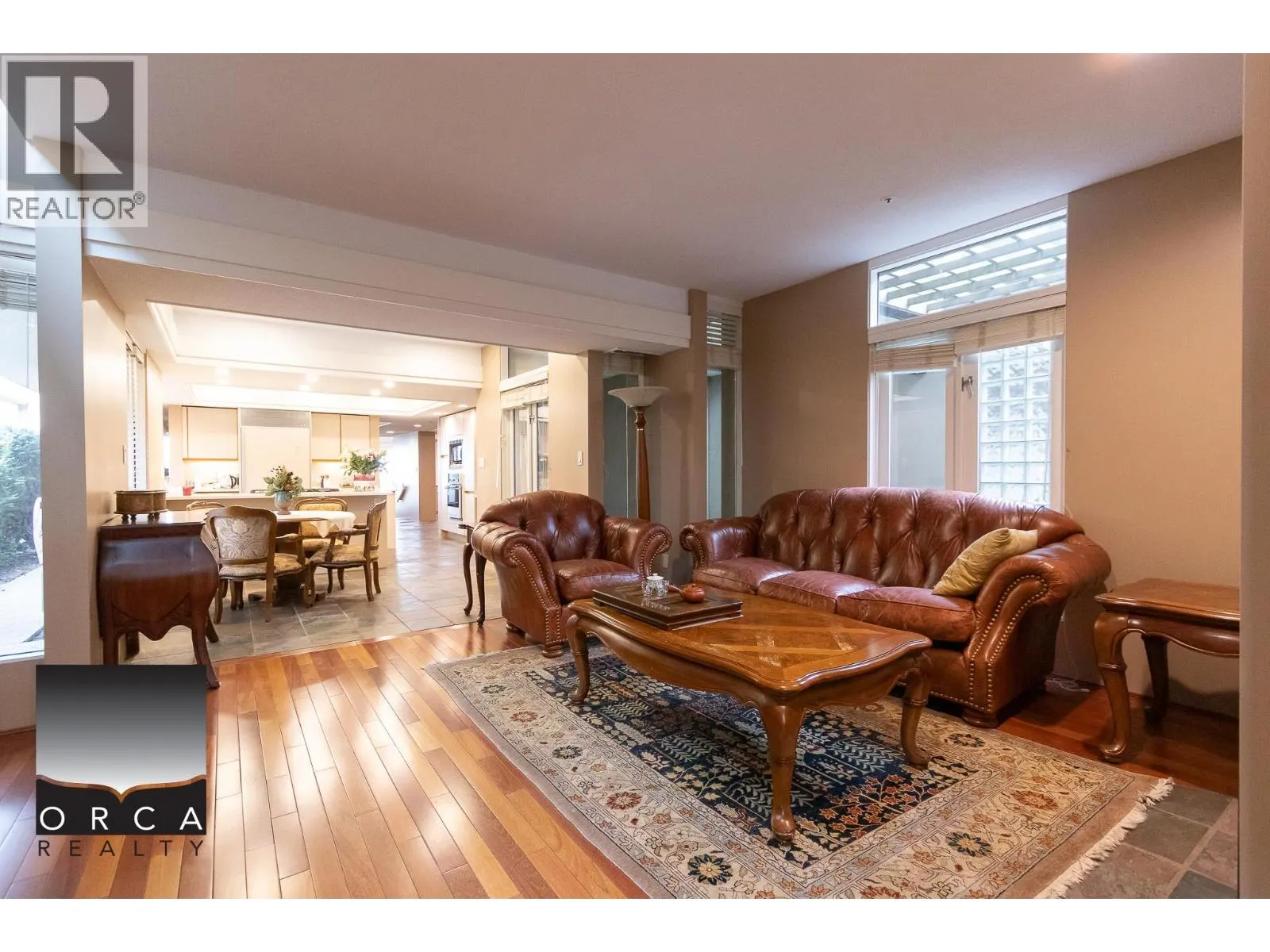 2424 BELLEVUE AVENUE