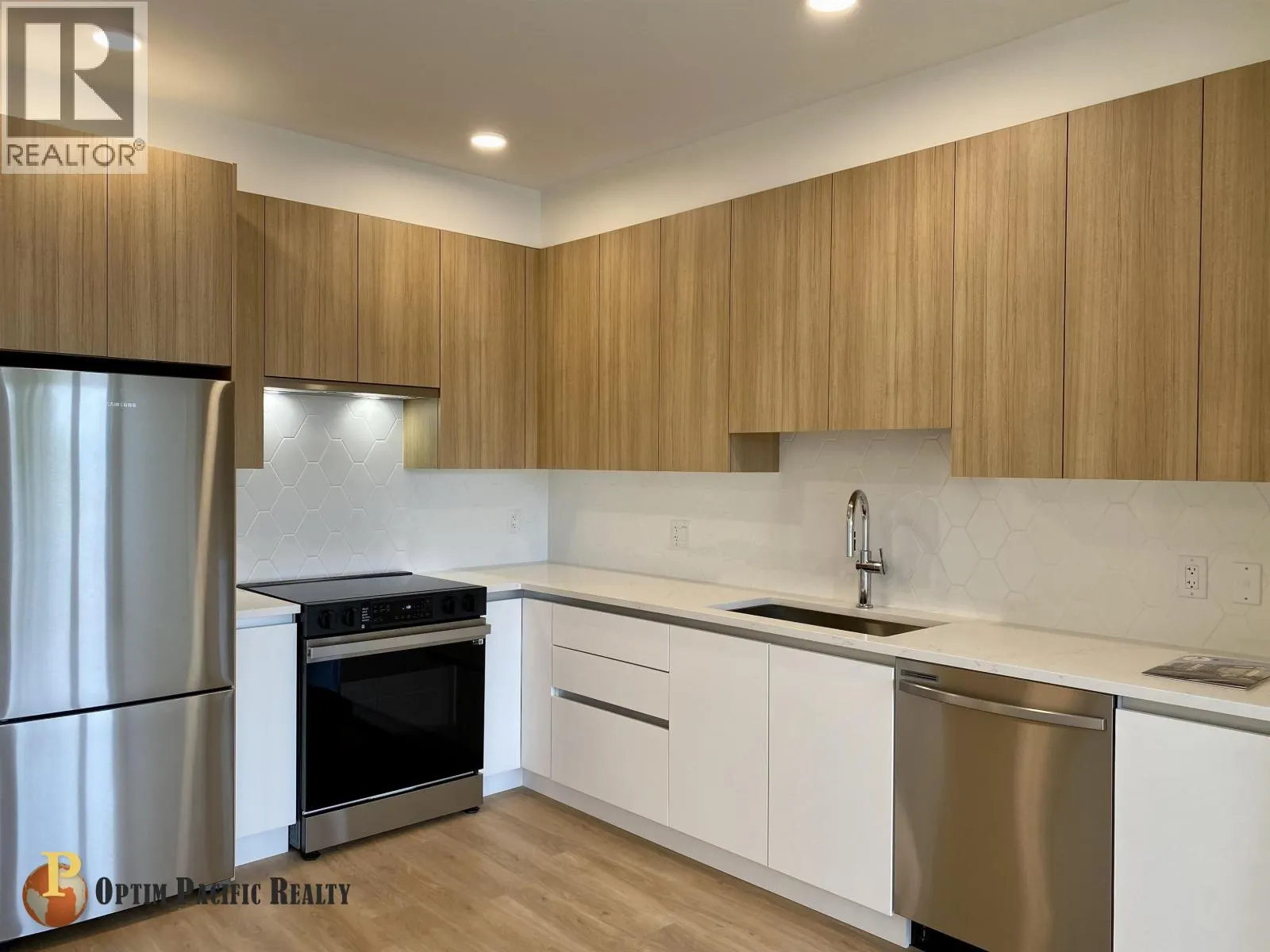 5XX 11907 223 STREET