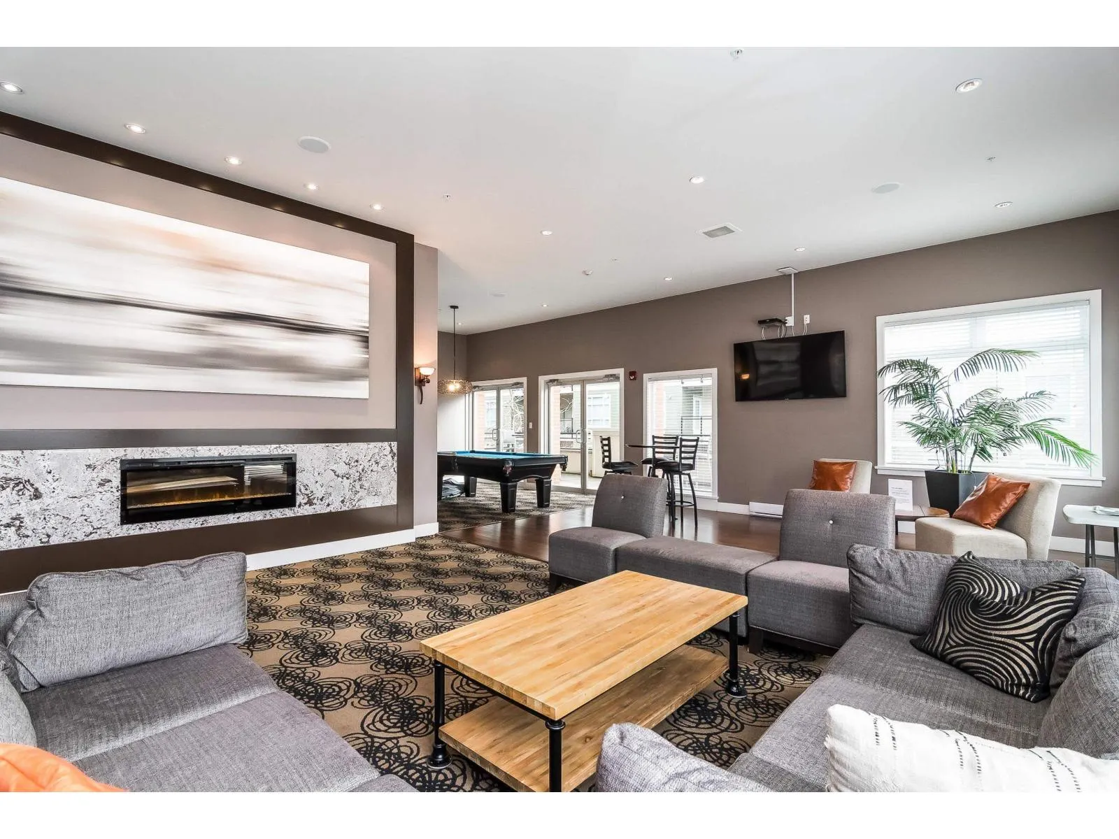 C209 20211 66 AVENUE