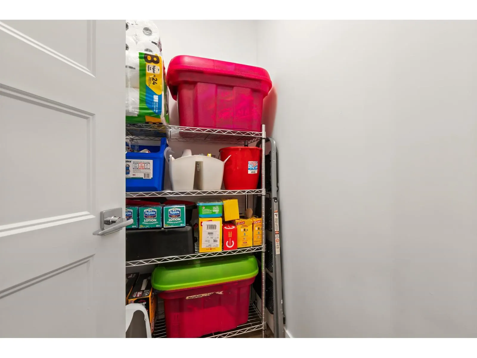 205 5384 TYEE LANE|Garrison Crossing