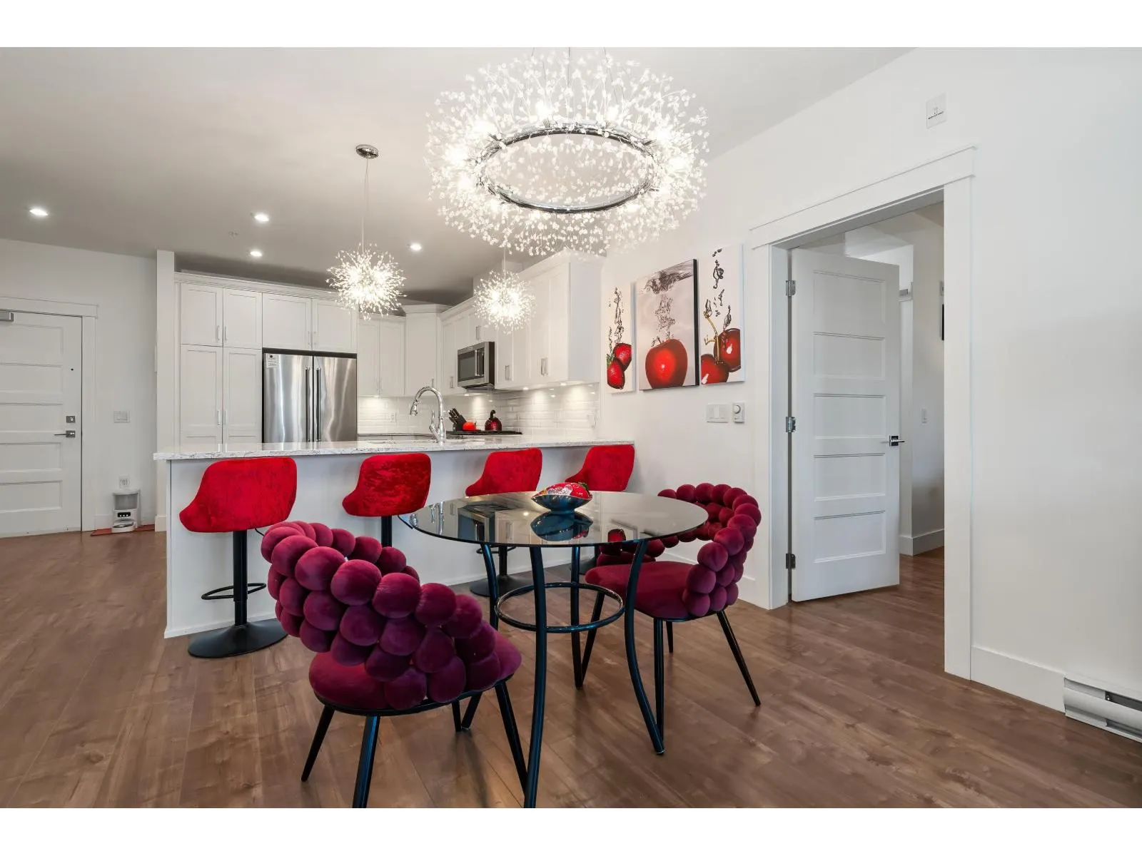 205 5384 TYEE LANE|Garrison Crossing
