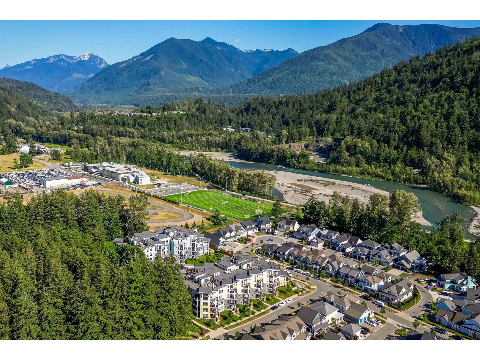 205 5384 TYEE LANE|Garrison Crossing
