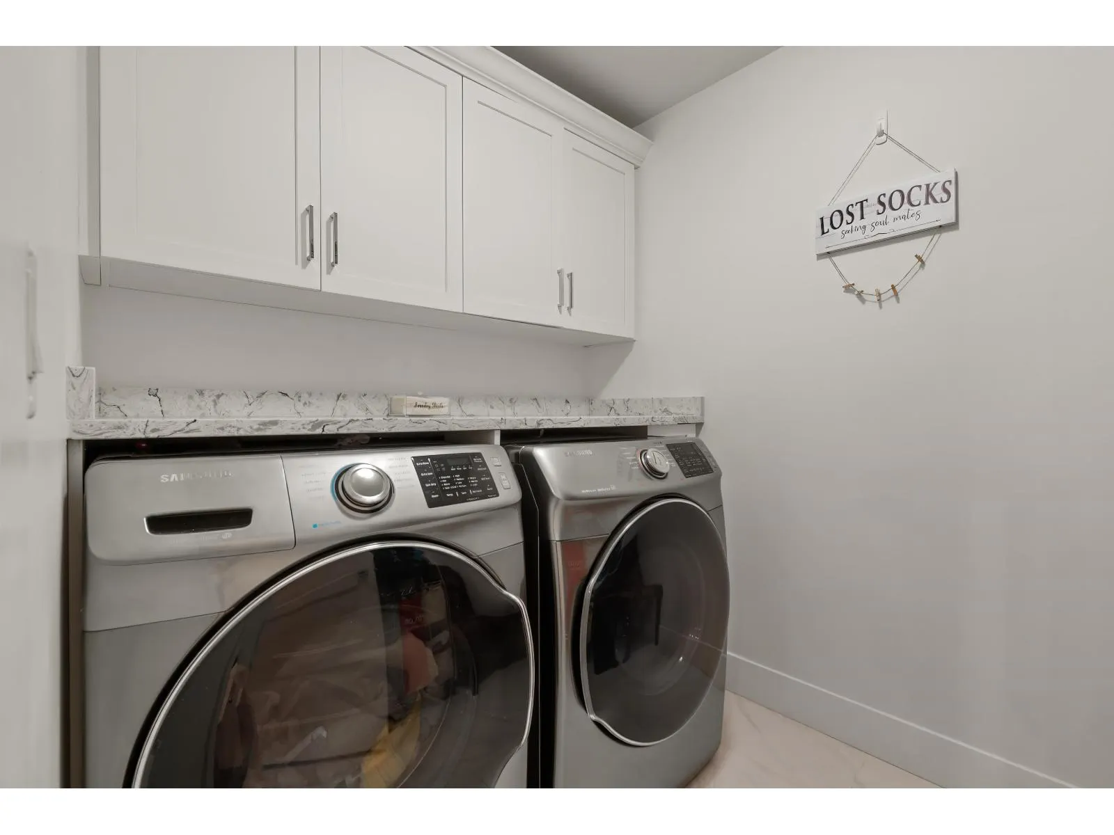 205 5384 TYEE LANE|Garrison Crossing