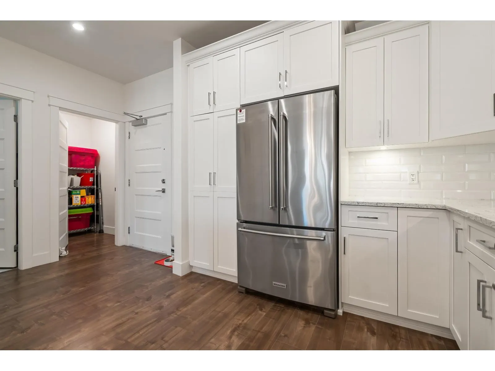 205 5384 TYEE LANE|Garrison Crossing