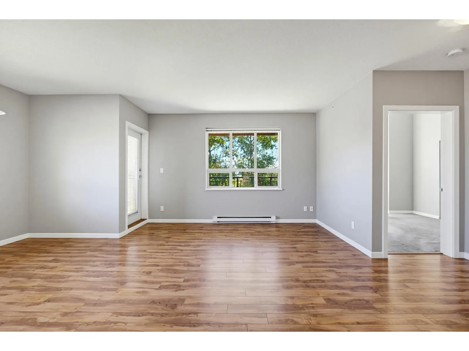 411 16068 83 AVENUE