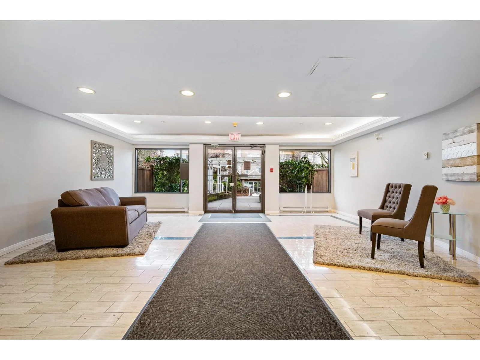 207 20268 54 AVENUE